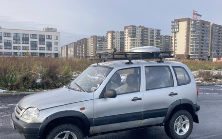 Chevrolet Niva I рестайлинг, 2004 год, 290 000 рублей, 3 фотография