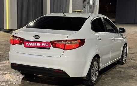 KIA Rio III рестайлинг, 2013 год, 899 000 рублей, 4 фотография