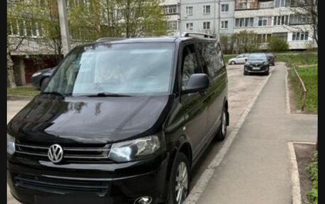 Volkswagen Caravelle T5, 2012 год, 1 680 000 рублей, 1 фотография