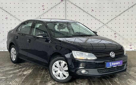 Volkswagen Jetta VI, 2013 год, 1 190 000 рублей, 2 фотография