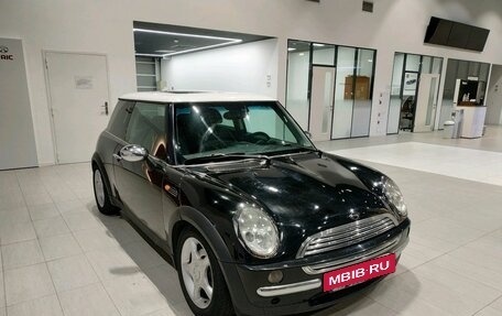 MINI Hatch, 2003 год, 539 000 рублей, 3 фотография