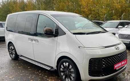 Hyundai Staria, 2021 год, 4 950 000 рублей, 3 фотография