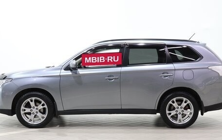 Mitsubishi Outlander III рестайлинг 3, 2012 год, 1 700 000 рублей, 8 фотография