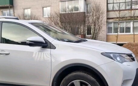 Toyota RAV4, 2013 год, 2 300 000 рублей, 3 фотография