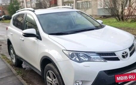 Toyota RAV4, 2013 год, 2 300 000 рублей, 2 фотография