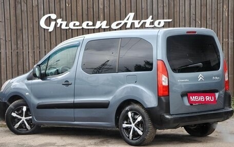 Citroen Berlingo II рестайлинг, 2011 год, 700 000 рублей, 3 фотография