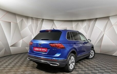 Volkswagen Tiguan II, 2021 год, 3 893 000 рублей, 2 фотография