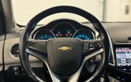 Chevrolet Cruze II, 2013 год, 890 000 рублей, 21 фотография