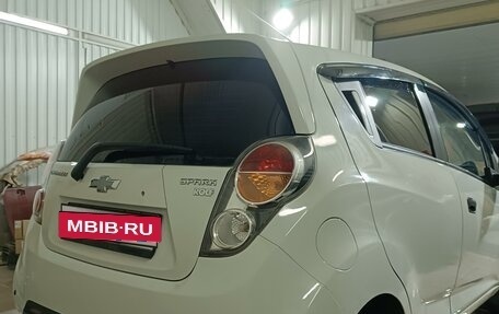 Chevrolet Spark III, 2011 год, 650 000 рублей, 5 фотография