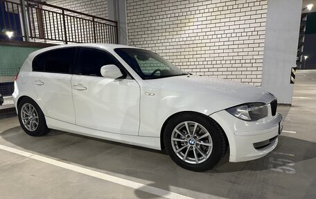 BMW 1 серия, 2010 год, 699 998 рублей, 1 фотография