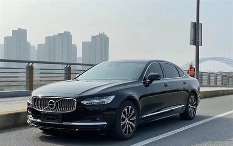 Volvo S90 II рестайлинг, 2020 год, 3 100 006 рублей, 1 фотография