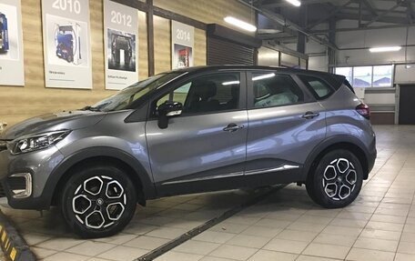 Renault Kaptur I рестайлинг, 2021 год, 1 900 000 рублей, 12 фотография