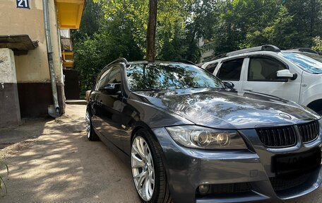 BMW 3 серия, 2007 год, 1 580 000 рублей, 2 фотография