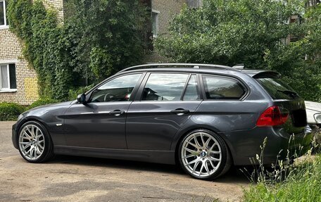 BMW 3 серия, 2007 год, 1 580 000 рублей, 5 фотография