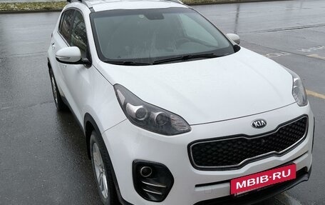 KIA Sportage IV рестайлинг, 2018 год, 2 500 000 рублей, 3 фотография