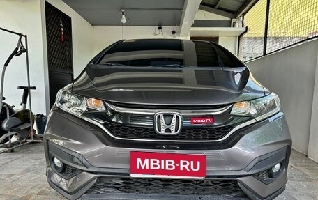 Honda Jazz III рестайлинг, 2020 год, 1 750 000 рублей, 1 фотография