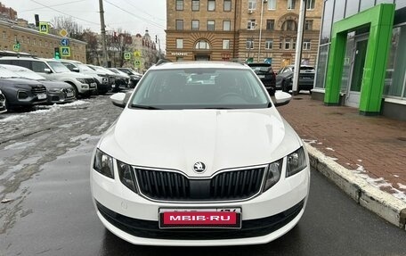 Skoda Octavia, 2017 год, 1 790 000 рублей, 2 фотография