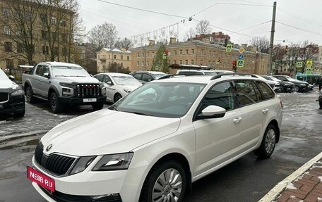 Skoda Octavia, 2017 год, 1 790 000 рублей, 3 фотография