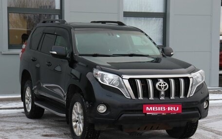 Toyota Land Cruiser Prado 150 рестайлинг 2, 2016 год, 3 999 000 рублей, 3 фотография