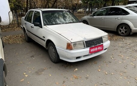 Volvo 460, 1993 год, 80 000 рублей, 2 фотография