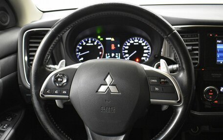 Mitsubishi Outlander III рестайлинг 3, 2013 год, 1 499 000 рублей, 12 фотография