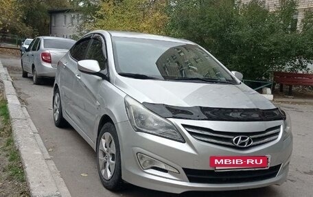 Hyundai Solaris II рестайлинг, 2014 год, 1 300 000 рублей, 3 фотография