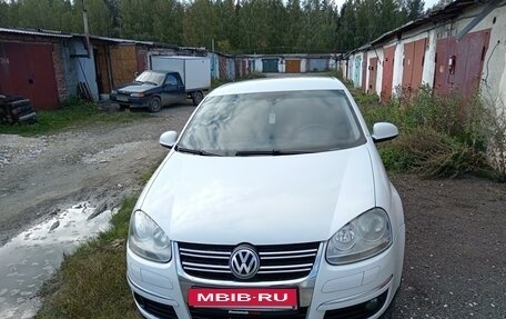 Volkswagen Jetta VI, 2010 год, 720 000 рублей, 2 фотография