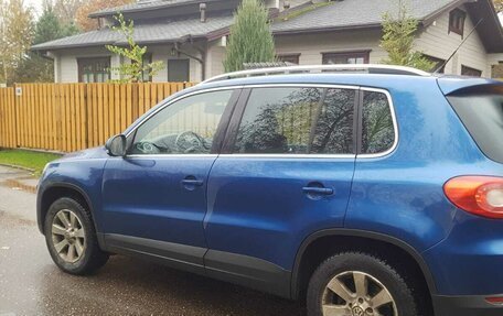 Volkswagen Tiguan I, 2010 год, 990 000 рублей, 3 фотография