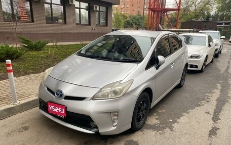 Toyota Prius, 2013 год, 1 300 000 рублей, 1 фотография