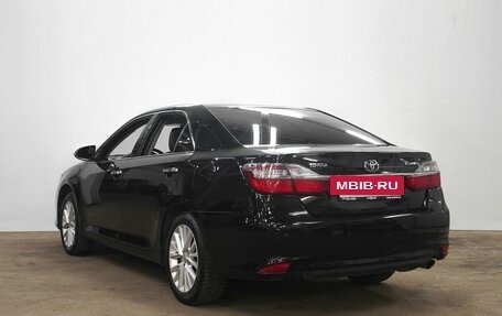 Toyota Camry, 2015 год, 2 320 000 рублей, 6 фотография