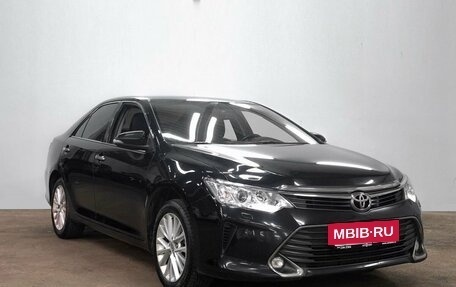 Toyota Camry, 2015 год, 2 320 000 рублей, 3 фотография