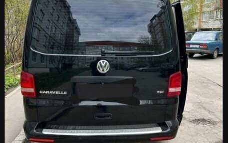 Volkswagen Caravelle T5, 2012 год, 1 680 000 рублей, 4 фотография