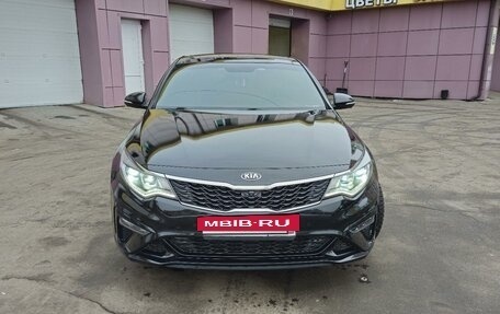 KIA Optima IV, 2019 год, 2 600 000 рублей, 6 фотография