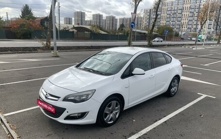 Opel Astra J, 2013 год, 1 050 000 рублей, 1 фотография