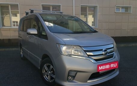 Nissan Serena IV, 2012 год, 1 250 000 рублей, 2 фотография