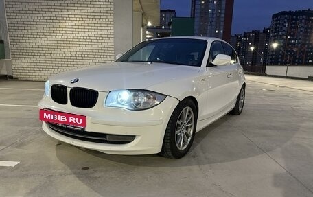 BMW 1 серия, 2010 год, 699 998 рублей, 6 фотография