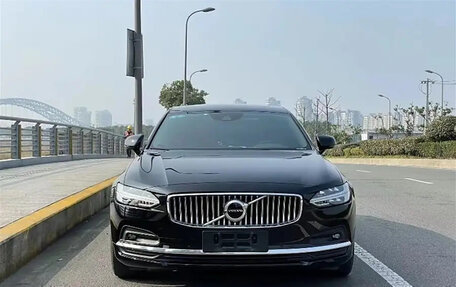 Volvo S90 II рестайлинг, 2020 год, 3 100 006 рублей, 2 фотография