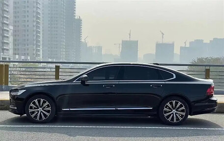 Volvo S90 II рестайлинг, 2020 год, 3 100 006 рублей, 3 фотография