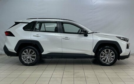 Toyota RAV4, 2024 год, 4 899 000 рублей, 10 фотография