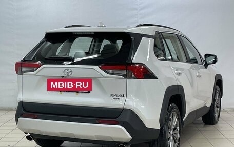 Toyota RAV4, 2024 год, 4 899 000 рублей, 5 фотография