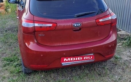 KIA Rio III рестайлинг, 2013 год, 950 000 рублей, 4 фотография