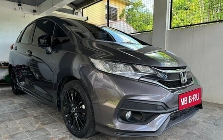 Honda Jazz III рестайлинг, 2020 год, 1 750 000 рублей, 3 фотография