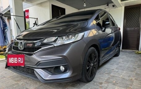 Honda Jazz III рестайлинг, 2020 год, 1 750 000 рублей, 2 фотография