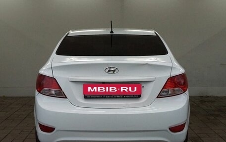 Hyundai Solaris II рестайлинг, 2012 год, 580 000 рублей, 3 фотография