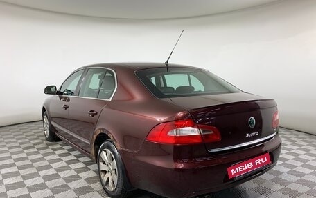 Skoda Superb III рестайлинг, 2009 год, 800 000 рублей, 7 фотография