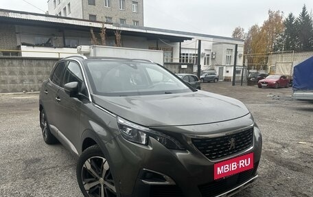 Peugeot 3008 II, 2017 год, 2 400 000 рублей, 2 фотография