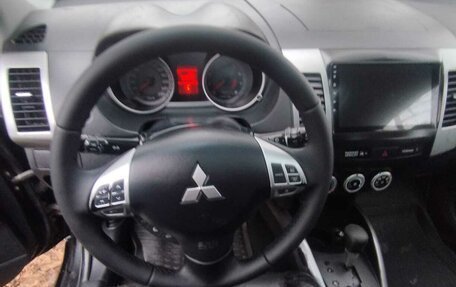 Mitsubishi Outlander III рестайлинг 3, 2008 год, 955 000 рублей, 7 фотография