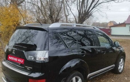 Mitsubishi Outlander III рестайлинг 3, 2008 год, 955 000 рублей, 4 фотография