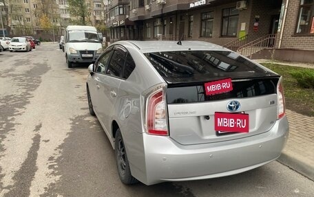 Toyota Prius, 2013 год, 1 300 000 рублей, 4 фотография