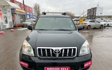 Toyota Land Cruiser Prado 120 рестайлинг, 2005 год, 1 975 000 рублей, 2 фотография